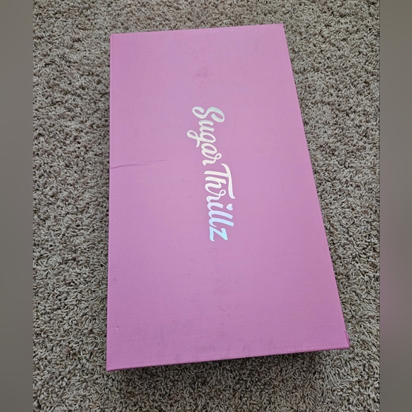 NWT Dolls Kill Sugar Thrillz Present Perfect Cowboy Boots- 7 - Picture 2 of 13